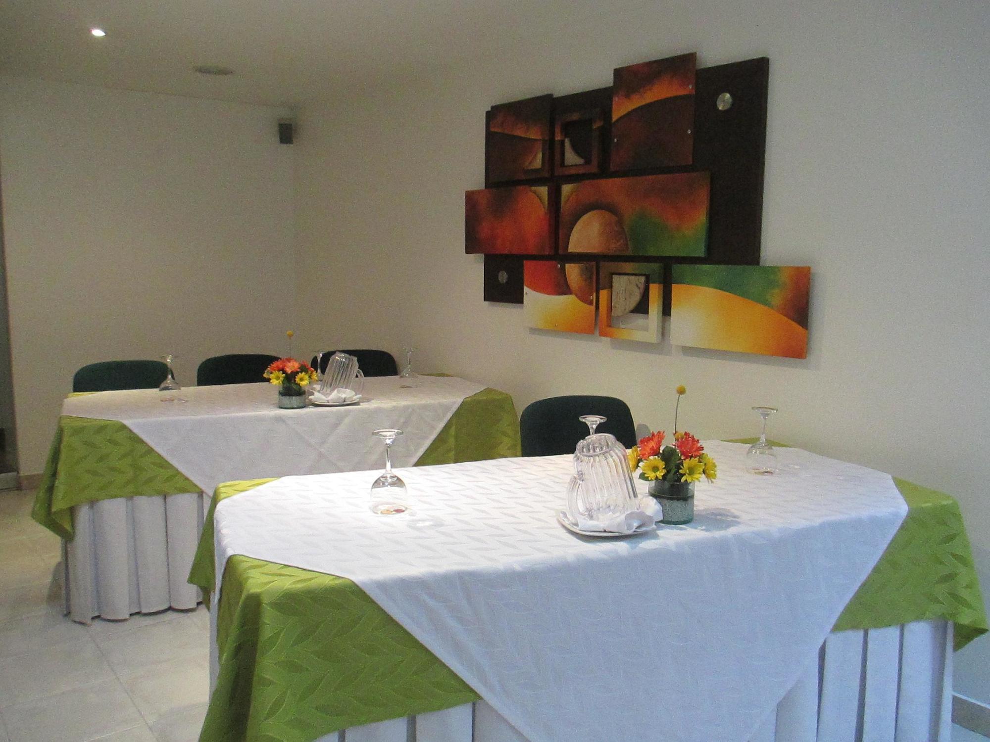 Hotel Platinum Suite Bogota Exterior photo